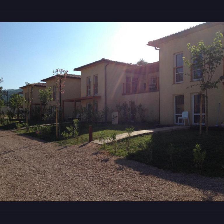Marina Di Favona Parco vacanze码头